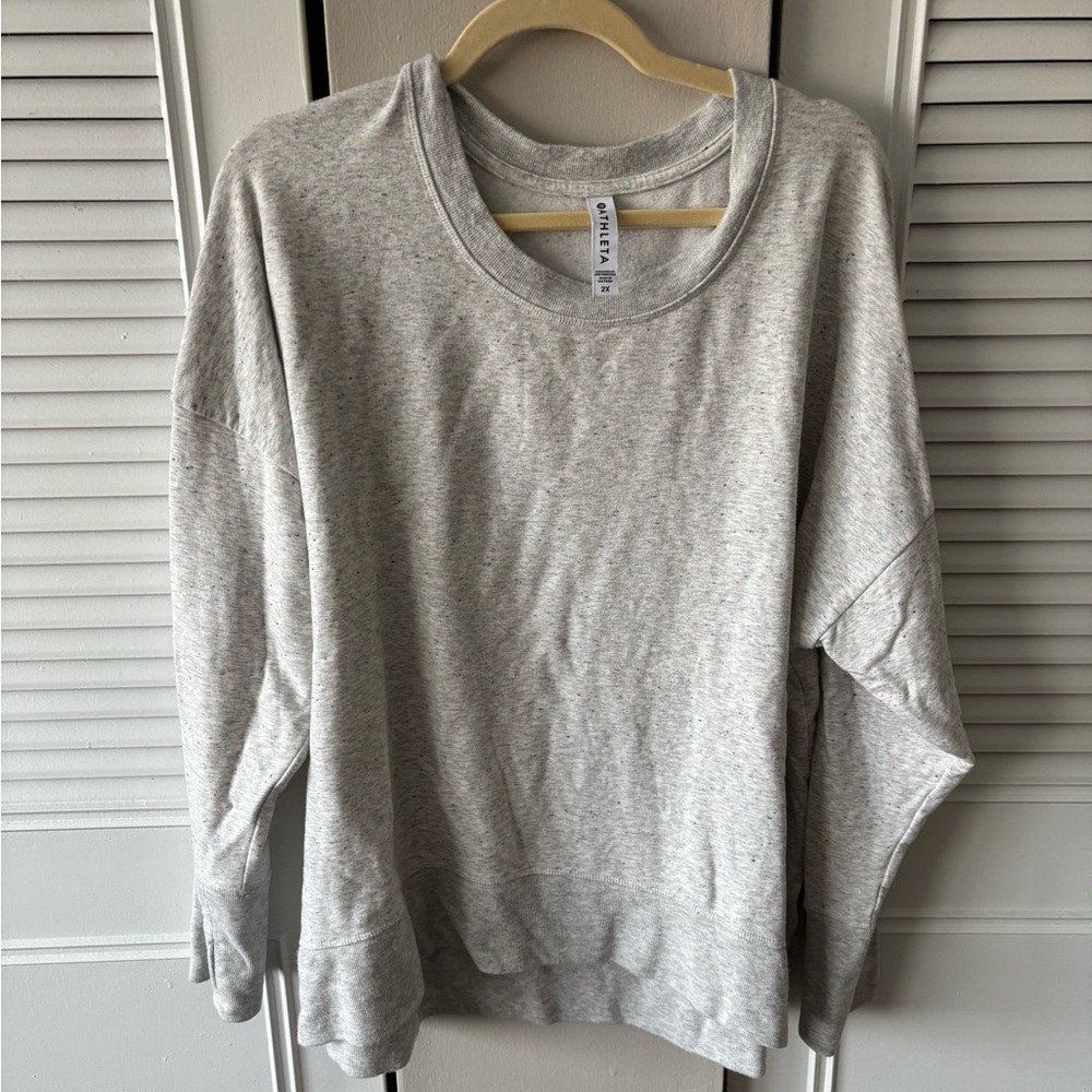 Athleta Speckled Gray Crewneck Top
